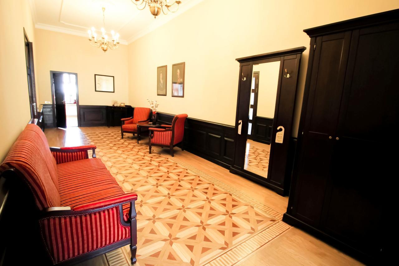 Palace Hotel Nyasvizh Eksteriør billede
