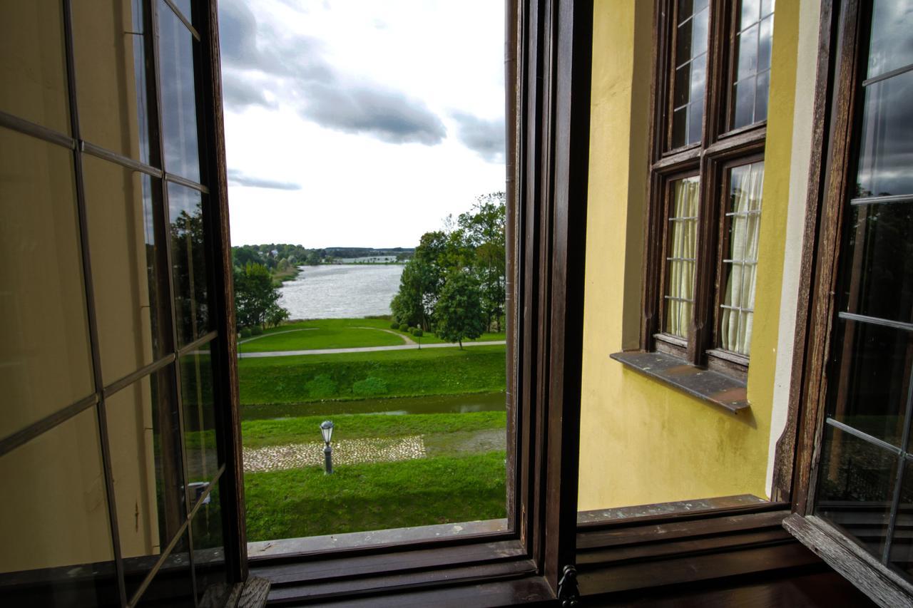 Palace Hotel Nyasvizh Eksteriør billede